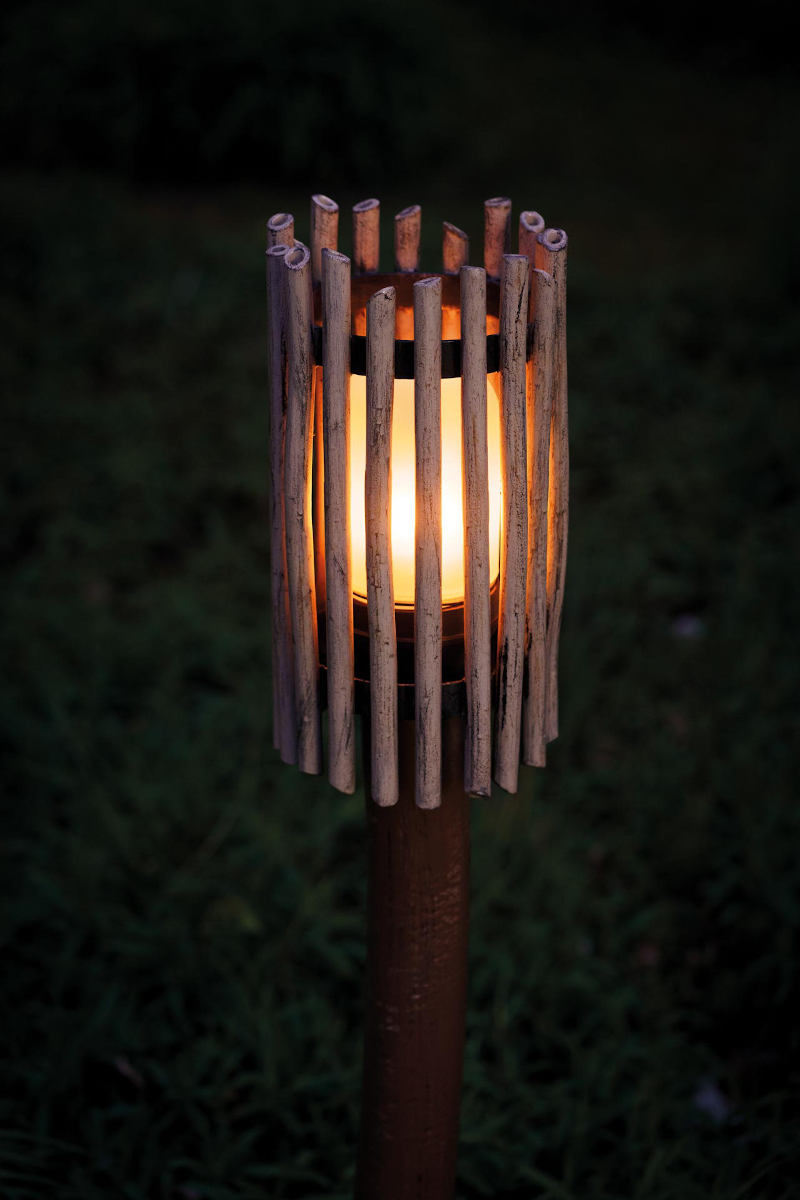 Wrought iron garden light with bamboo design AL 6896 6895