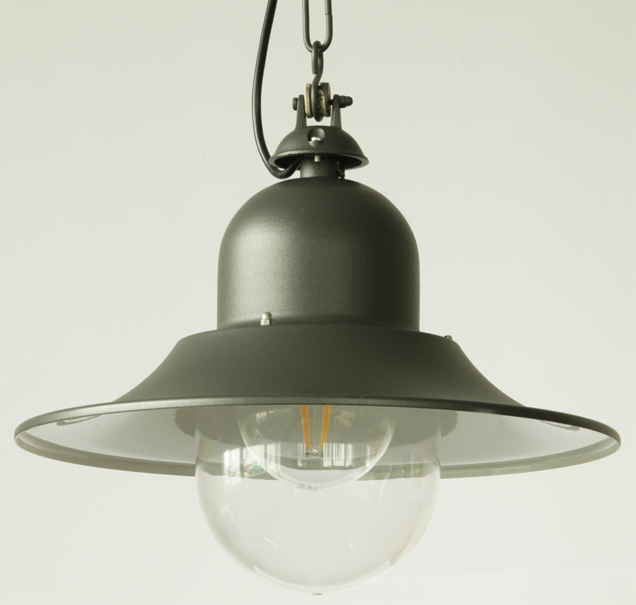 IndustriestilHängelampe für außen mit Kette Terra Lumi