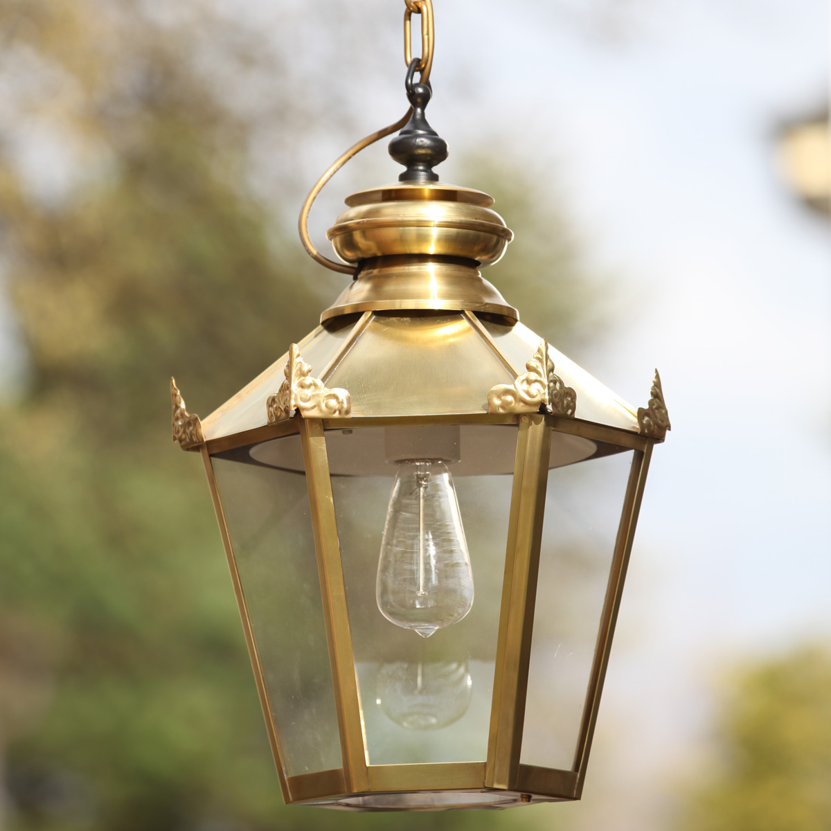 Klassische Laternen: Große Auswahl an Außenleuchten