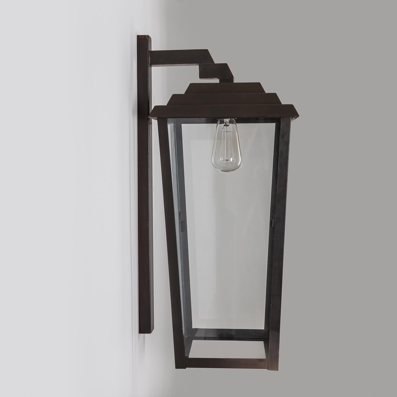 Large Wall Lantern Izapan Géante in Art Deco Style