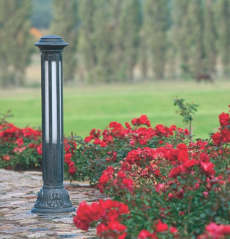 Classy Wrought-Iron Bollard Light AL 6645 Classy Wrought-Iron Bollard Light AL 6645