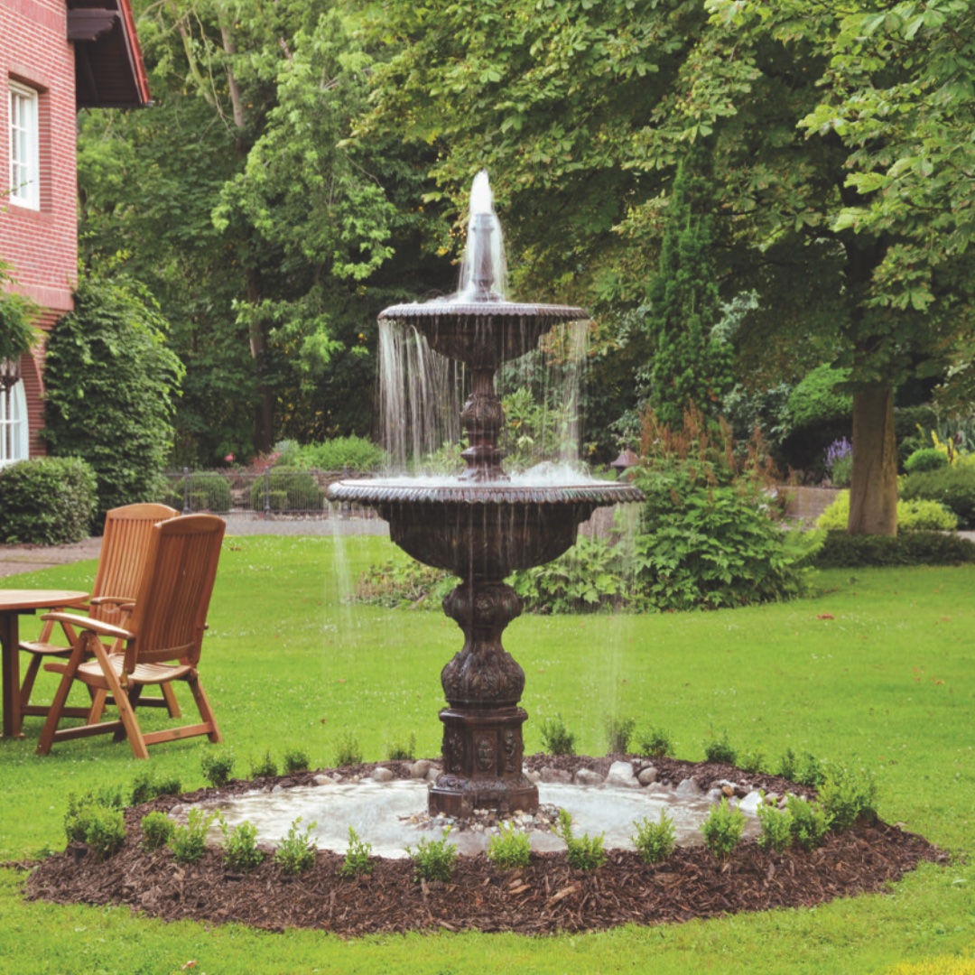 Großer Springbrunnen aus Aluminiumguss und Stahl B 8557 – Terra Lumi
