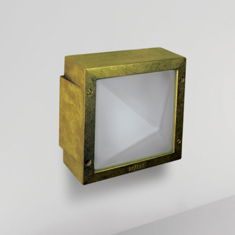 Wall light with Pyramid-Shaped Glass Varius 5