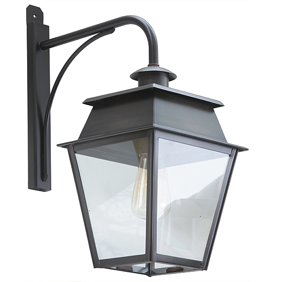 Bild 7: Wandlaterne Bordeaux mit Messing-Wandarm, schwarz seidenmatt Hängende Wandlaterne Bordeaux MM mit Messing-Wandarm: Wandlaterne Bordeaux mit Messing-Wandarm, schwarz seidenmatt