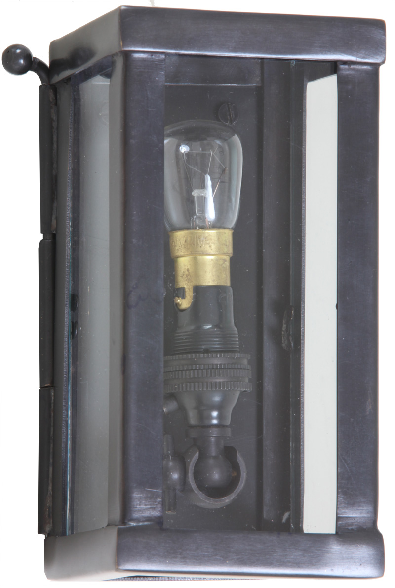 Kleine Messing-Wandleuchte Vitrine petit Kleine Messing-Wandleuchte Vitrine petit