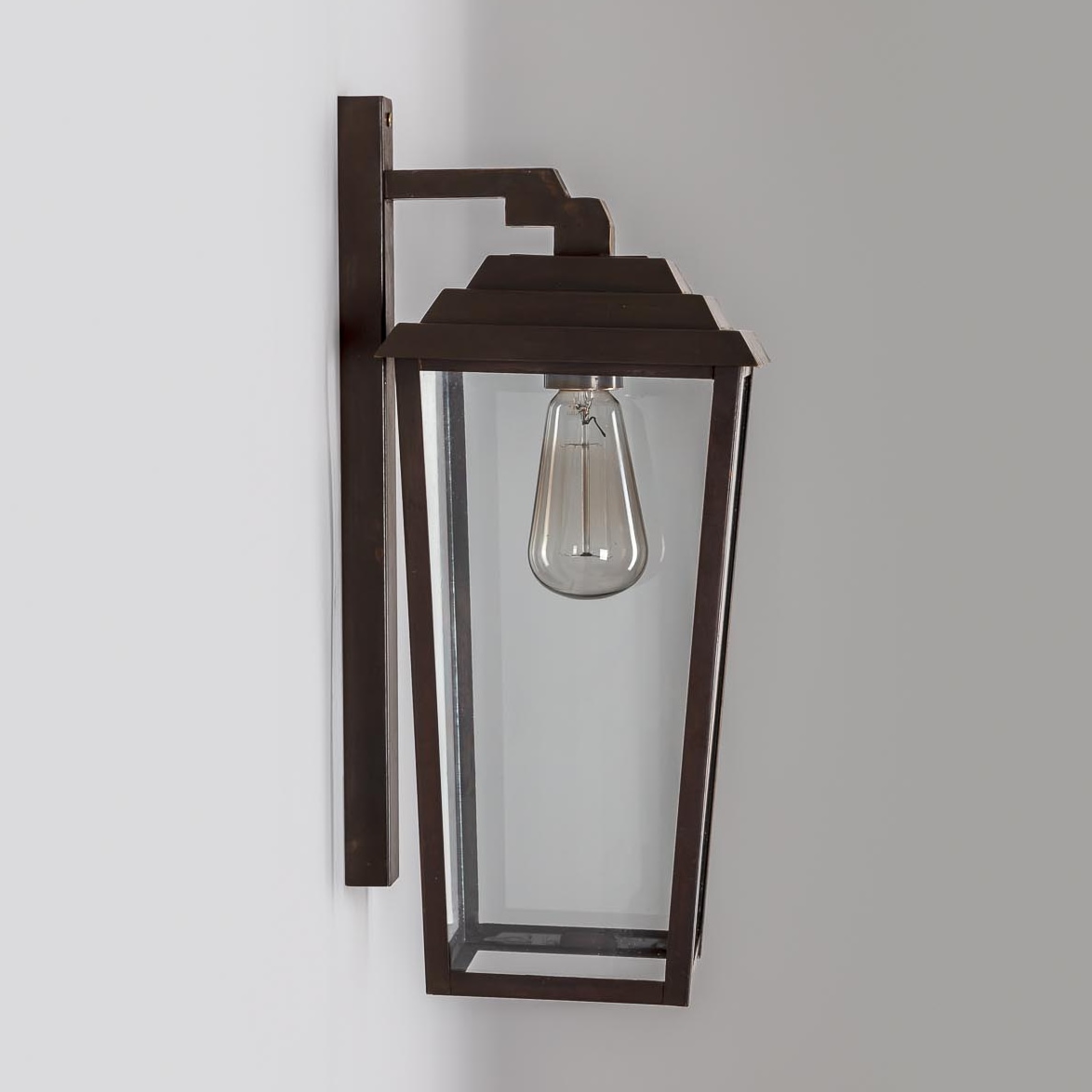 Art Deco Wall Lamp Izapan MM With Stepped Roof