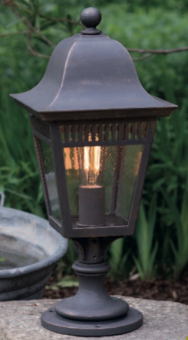 Four-Paneled Pedestal Lantern Made of Iron Al 6836