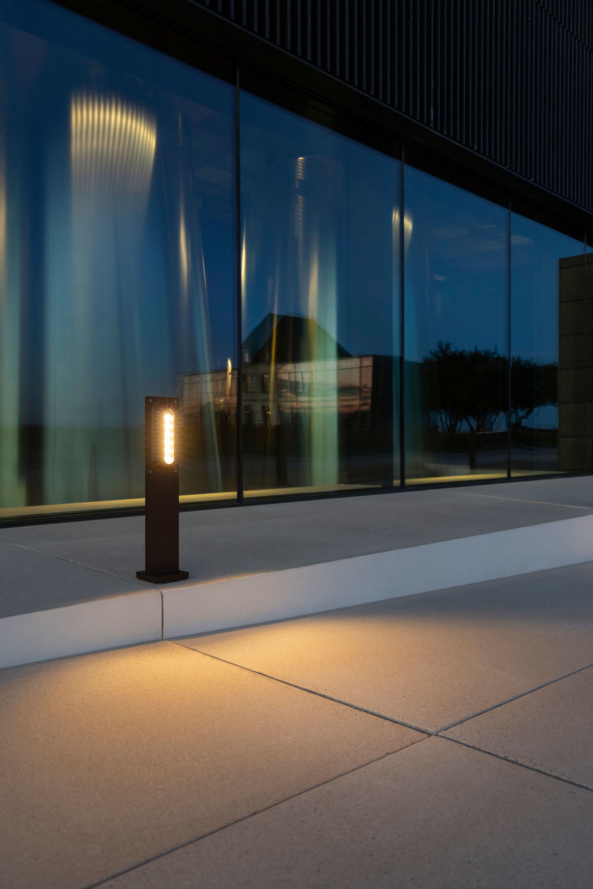 Sustainable Capsule Path Light (72 cm), Fig. 19