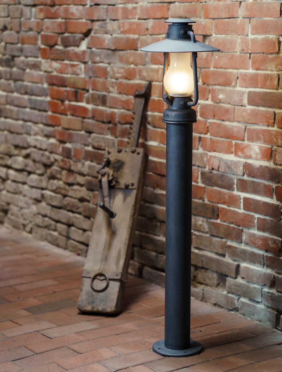 Wrought Iron Bollard Light with Stable Lantern AL 6590