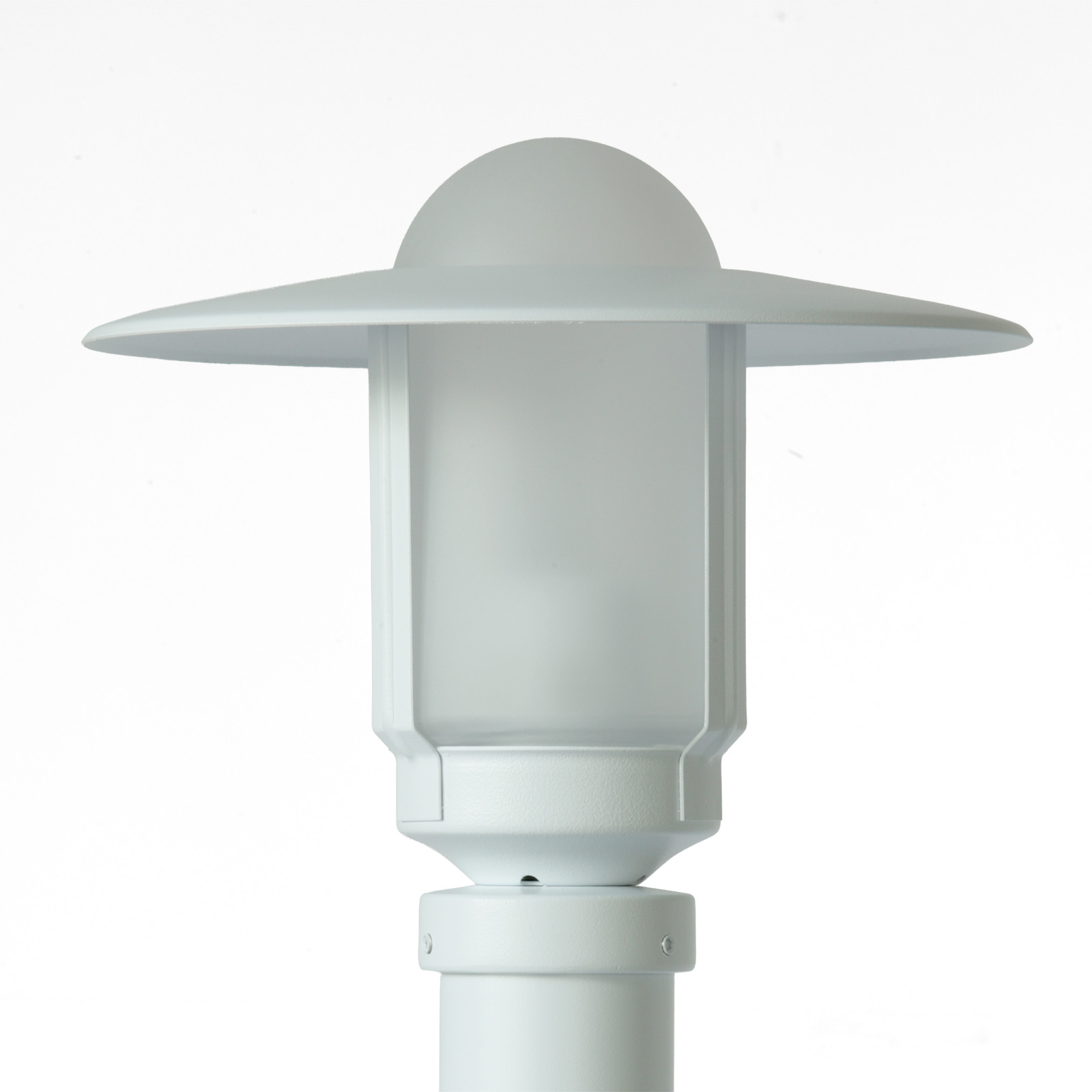 French Pedestal Garden Light Newpark, Fig. 4