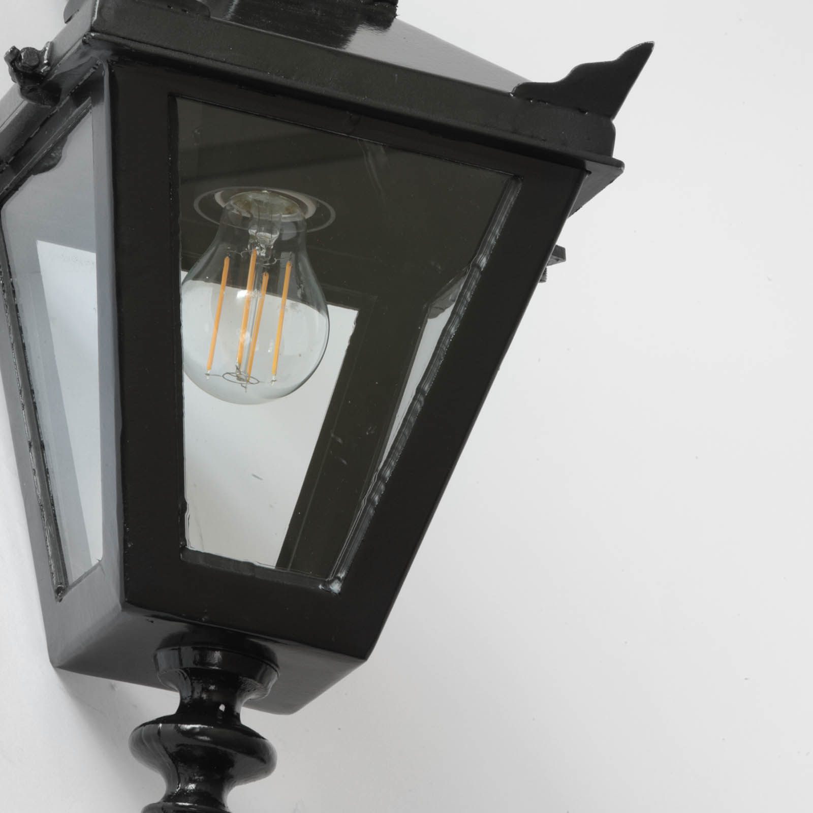 Classic, Downwards Directed Victorian Wall Light, Fig. 5 Classic, Downwards Directed Victorian Wall Light, Fig. 5
