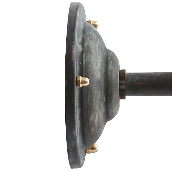 Fig. 5: Inklusive gewellter Nostalgie-Rosette mit drei Kappenmuttern aus Messing Bauhaus Design Exterior Wall Lamp Solingen RO 1600: Inklusive gewellter Nostalgie-Rosette mit drei Kappenmuttern aus Messing