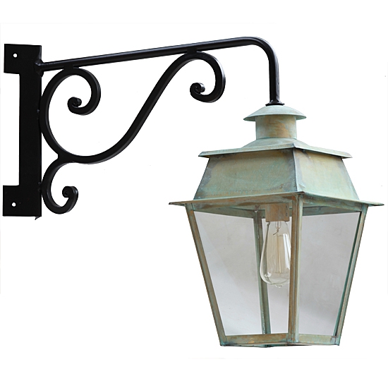 Handcrafted Corner Wall Lantern Bordeaux GM