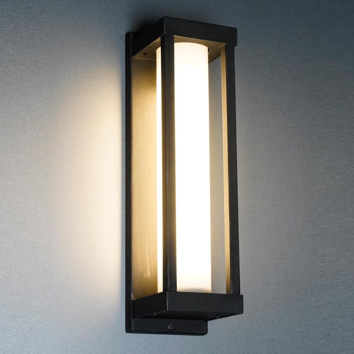 Schlanke Kasten-Wandleuchte mit LED im Zylinderglas WL 3694