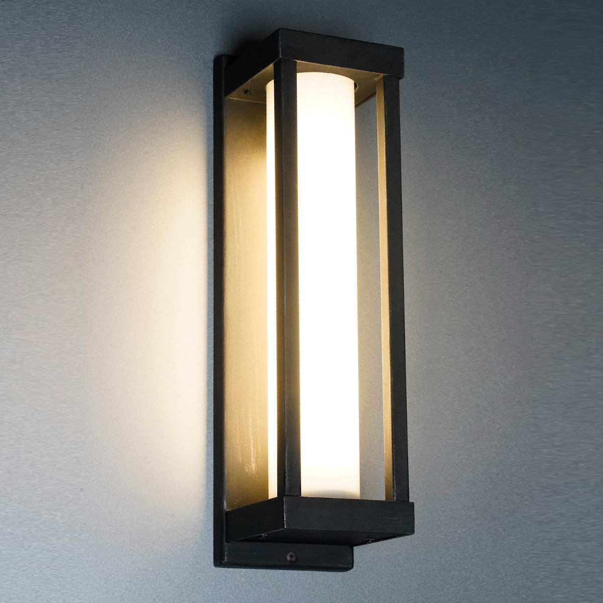 Schlanke Kasten-Wandleuchte mit LED im Zylinderglas WL 3694 Schlanke Kasten-Wandleuchte mit LED im Zylinderglas WL 3694