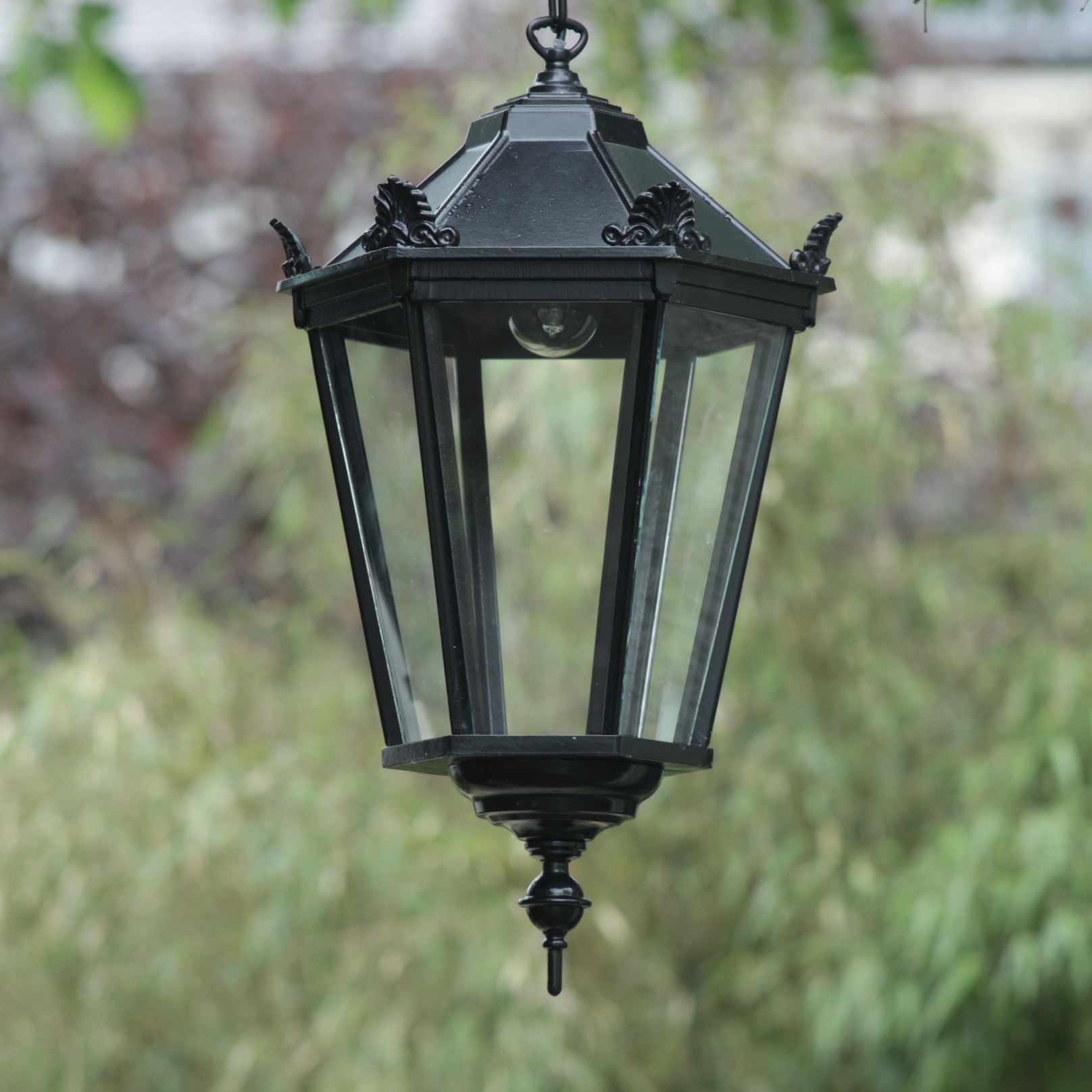 Silesian Pendant Lantern 72.73Z: Große Pendelleuchte mit Schinkel-Laterne 72Z (kleines Modell), schwarz, Klarglas