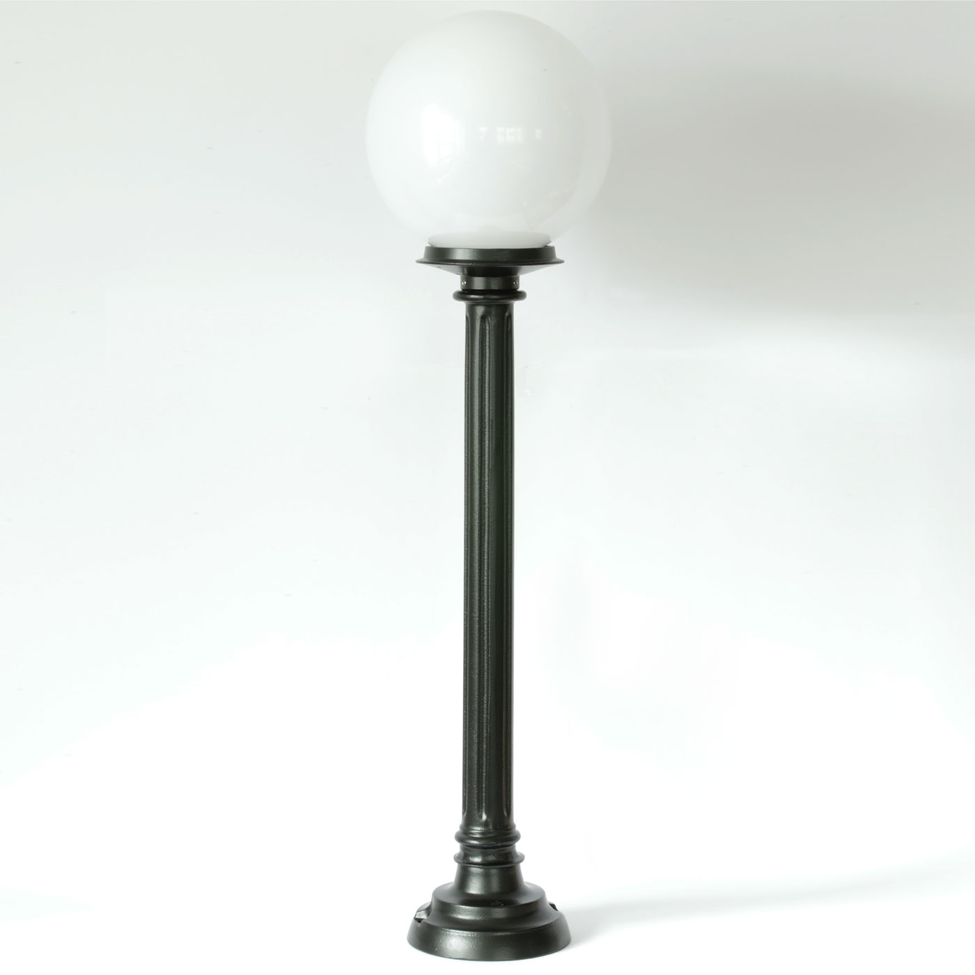 Outdoor Pedestal Globe Light Elba P 02