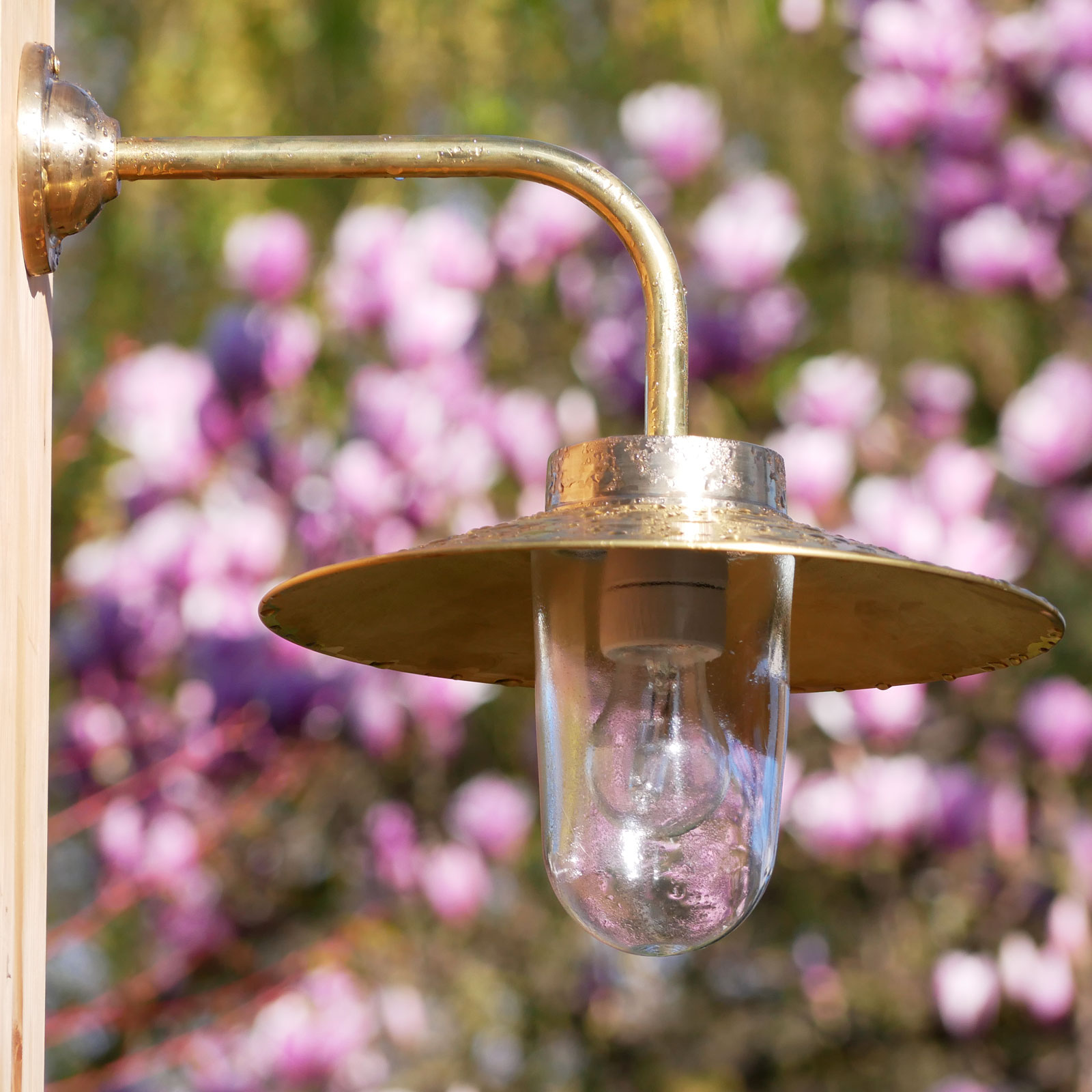 Feuchten Außenleuchte