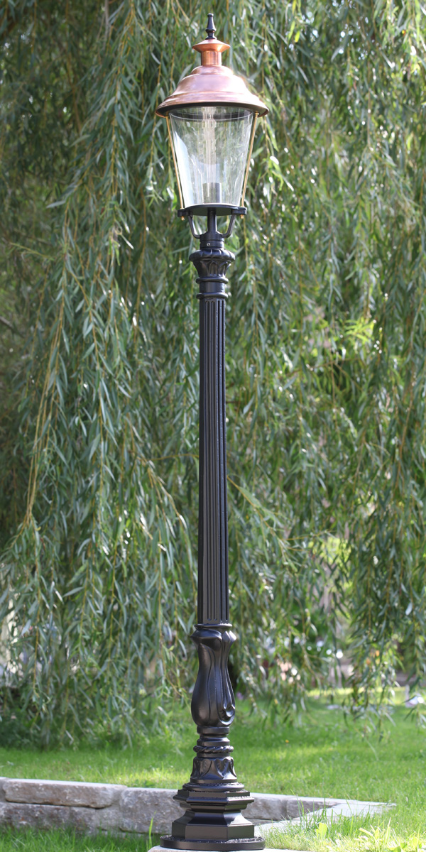 Lower Rhine Style Copper Post Light SO P1.41