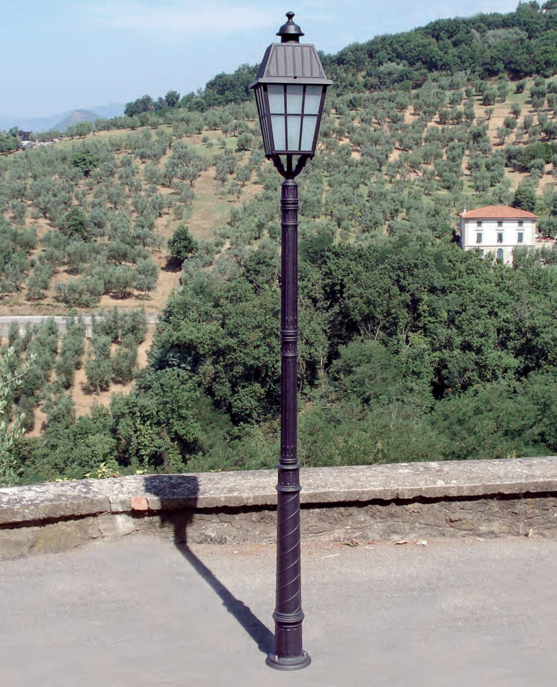 Classic Lamp Post with Large Lantern