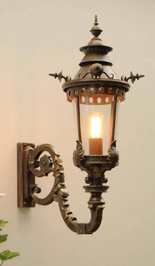 Exquisitely Crafted Wrought Iron Wall Light WL 3403 Exquisitely Crafted Wrought Iron Wall Light WL 3403