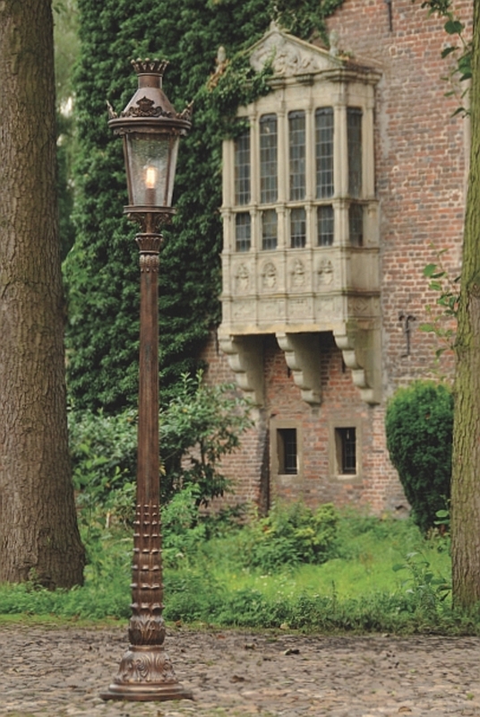 Hand-Forged Empire Style Post Light AL 6749 Hand-Forged Empire Style Post Light AL 6749