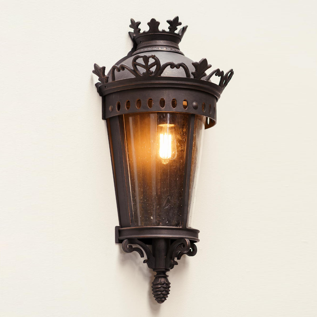 Empirestil-Halblaterne aus Schmiedeeisen WL 3559 Empirestil-Halblaterne aus Schmiedeeisen WL 3559