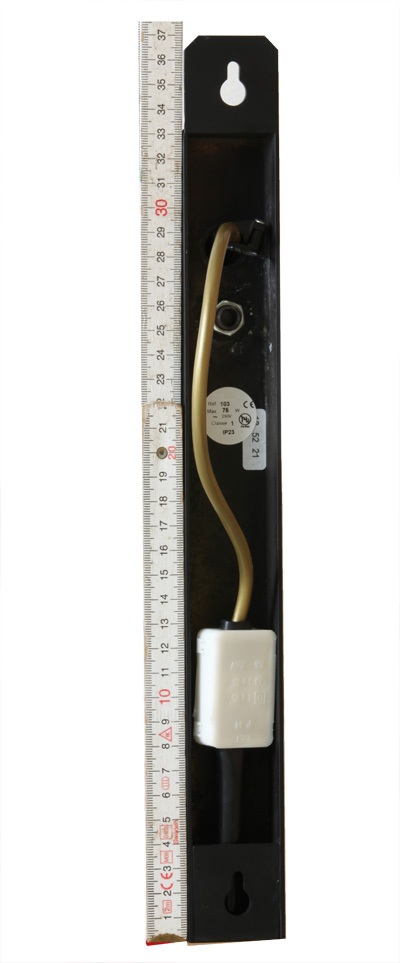 Bild 14: Die Rückansicht des Messing-Wandarms, Modell MM Hängende Wandlaterne Bordeaux MM mit Messing-Wandarm: Die Rückansicht des Messing-Wandarms, Modell MM