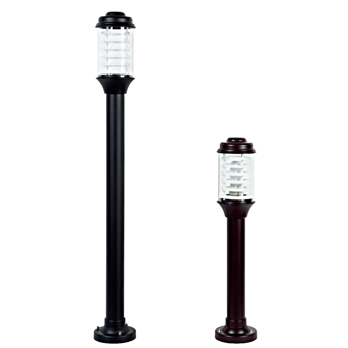 Bild 3: Das Modell in Schwarz mit Lamellenreflektor in 135 cm und 85 cm Höhe (hier mit klarem Glas – nicht mehr erhältlich) Funktionale Pollerleuchte in vier Größen, auf Wunsch mit Lamellenreflektor: Das Modell in Schwarz mit Lamellenreflektor in 135 cm und 85 cm Höhe (hier mit klarem Glas – nicht mehr erhältlich)