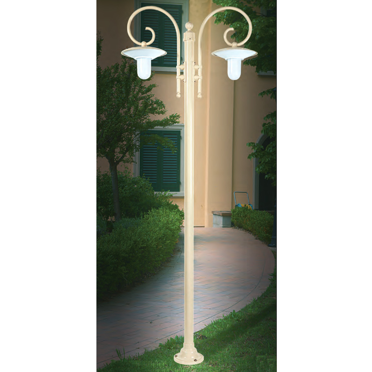 Mediterranean Post Lamp with Crosier Arms