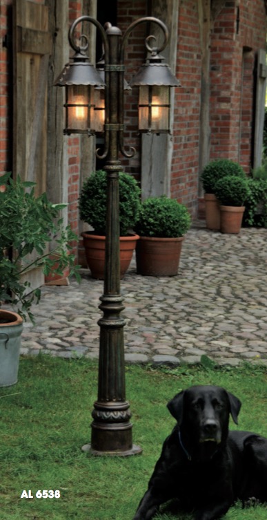 Iron Post Light with Three Lanterns AL 6538 Iron Post Light with Three Lanterns AL 6538