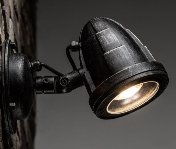 LED-Strahler aus Stahl und Aluminium AL 6772 LED-Strahler aus Stahl und Aluminium AL 6772