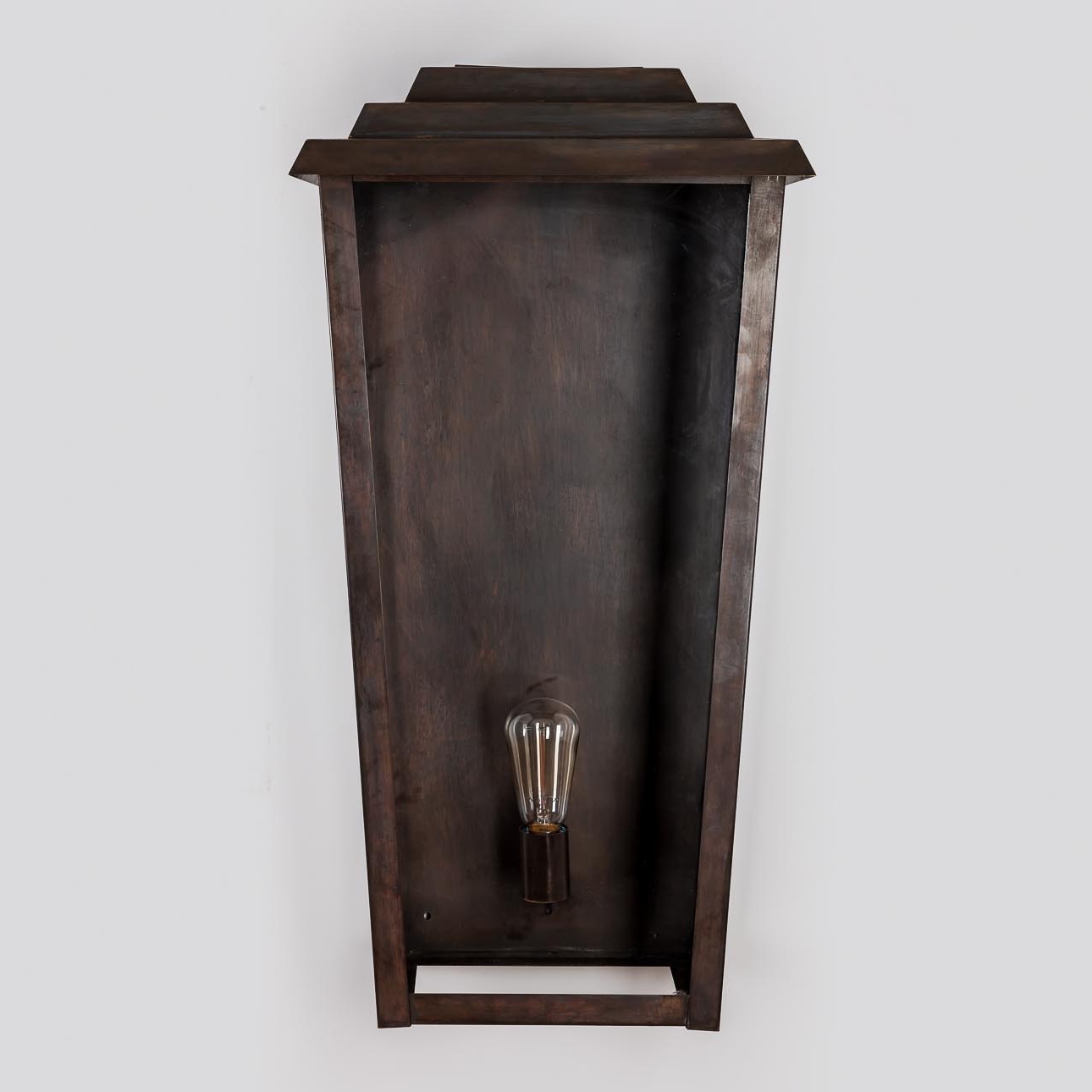 Very Large Art Deco Sconce Izapan Géante