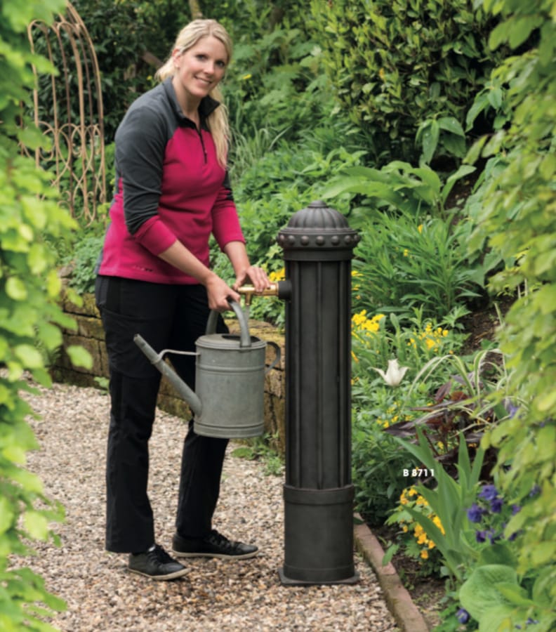 Standbrunnen aus Schmiedeeisen und Messing B 8711 Standbrunnen aus Schmiedeeisen und Messing B 8711