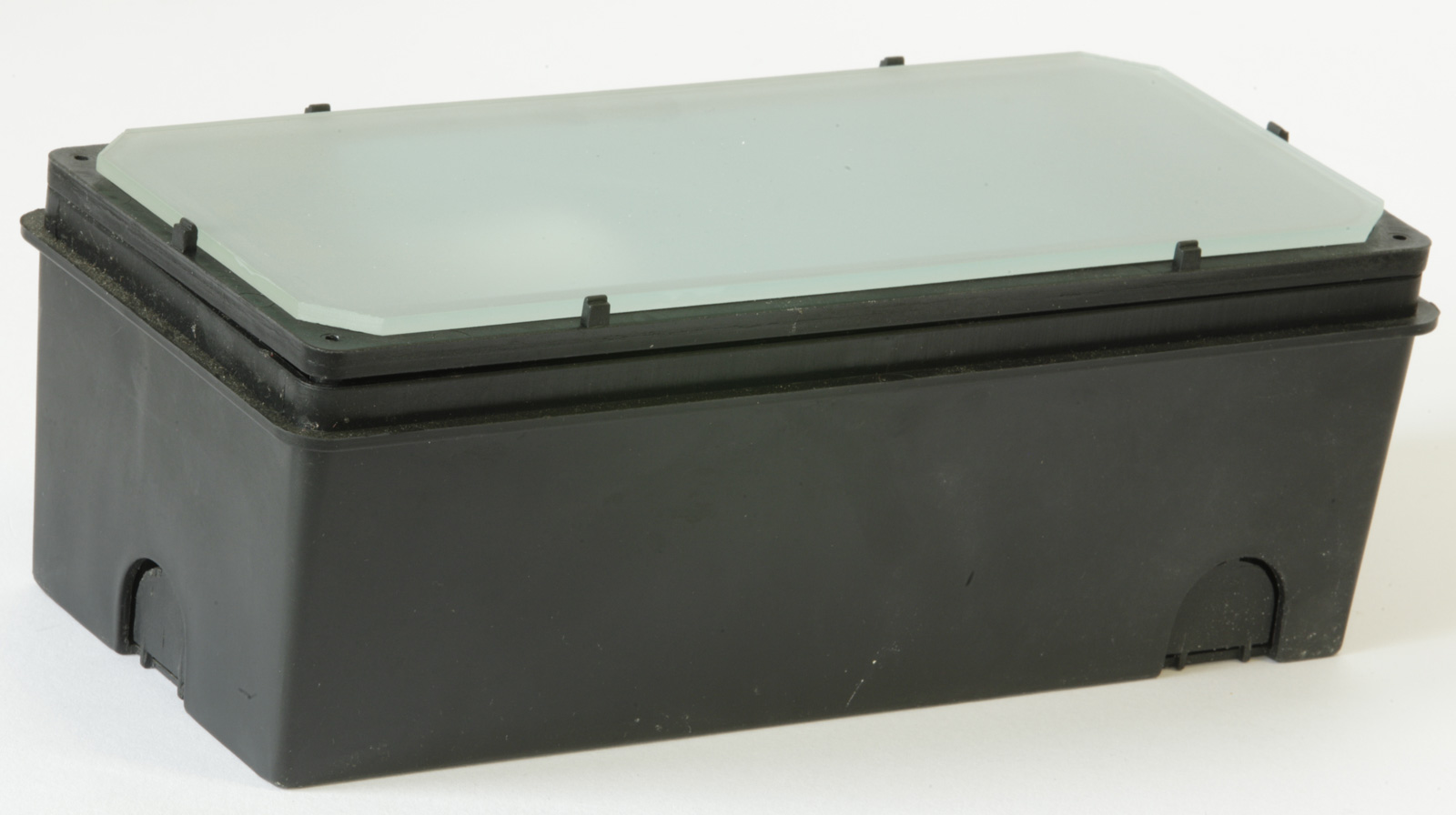 Bild 6: Matte Glasscheibe auf dem Einbauteil Irischer Einbaustrahler aus Messing Achair mit IP 54: Matte Glasscheibe auf dem Einbauteil