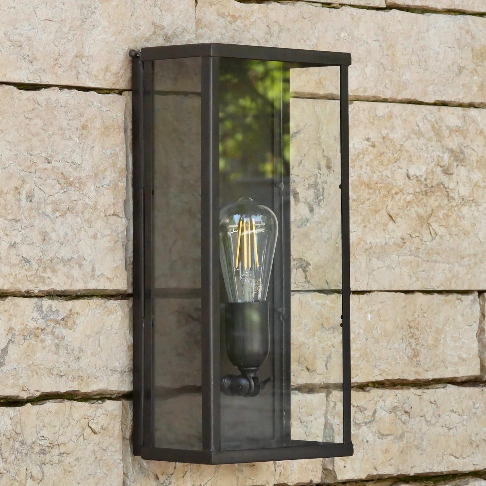 Kassetten-Wandleuchte Vitrine 1LN in Bronze, Chrom und Nickel Kassetten-Wandleuchte Vitrine 1LN in Bronze, Chrom und Nickel
