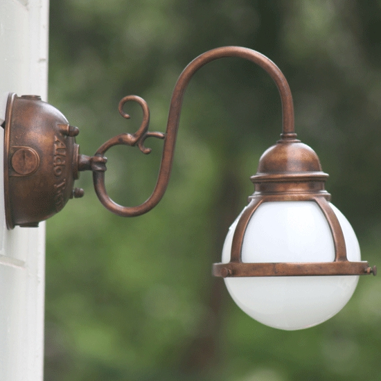 Brass Wall Light with Glass Globe: Cimosa 8520 Brass Wall Light with Glass Globe: Cimosa 8520