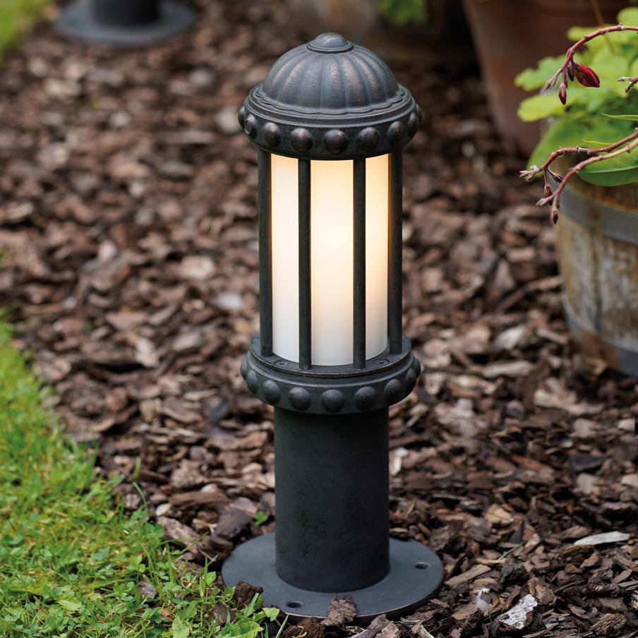 Wrought Iron Garden Light / Pedestal Light with Opal Gas AL 6906