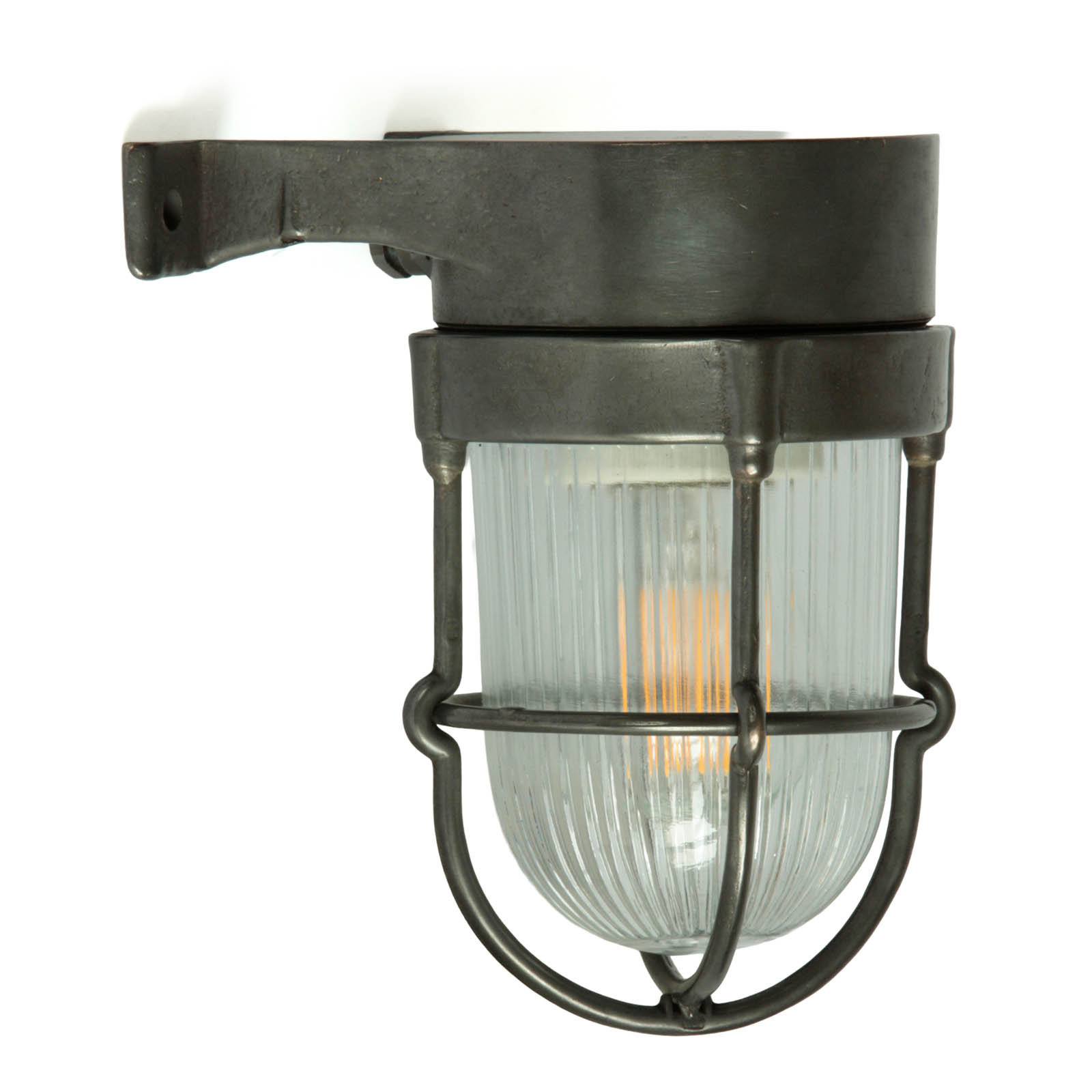 Small maritime outdoor wall light N° 43 made of brass: Messing schwarz patiniert
