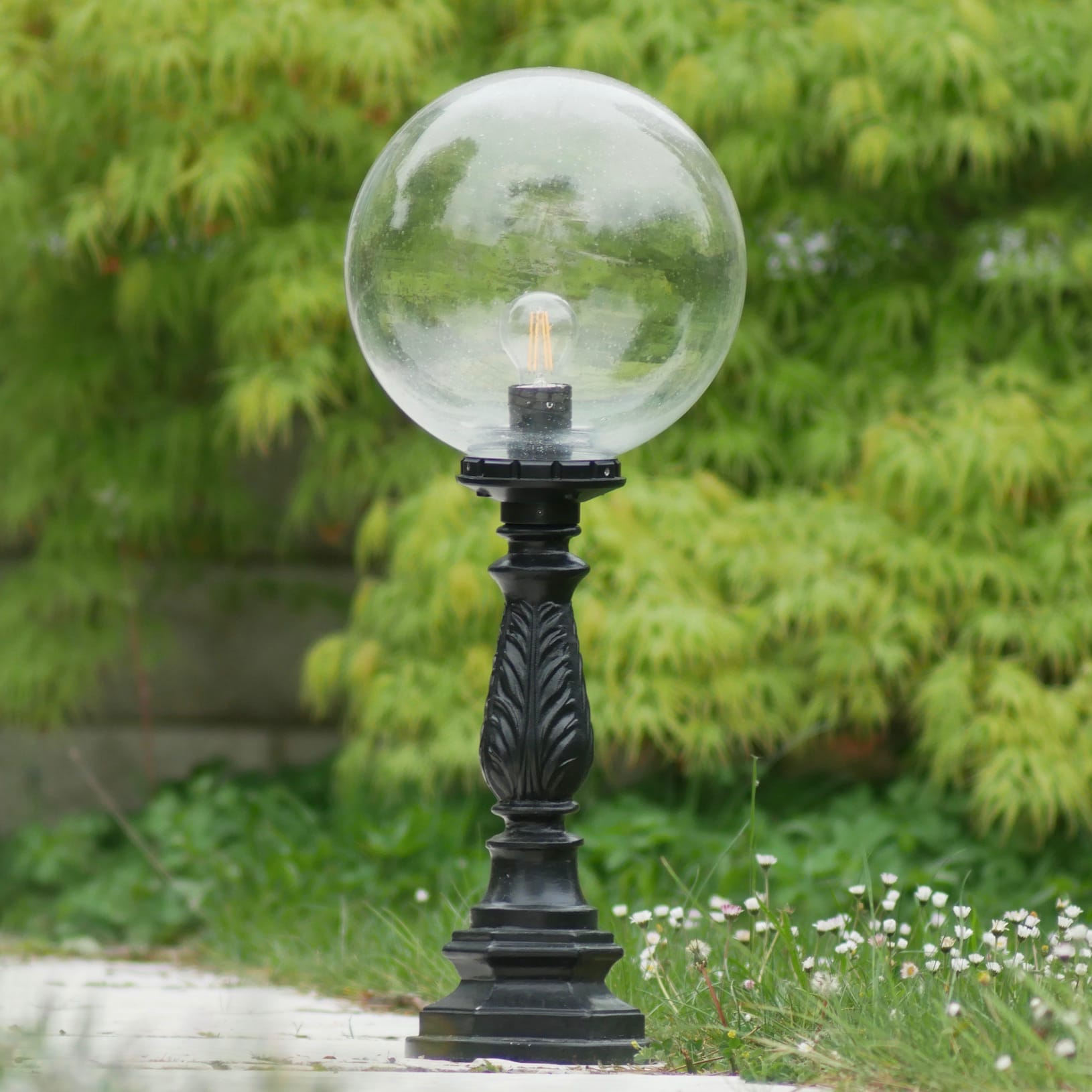 Garden Lamp with Decorative Base and Glass Globe