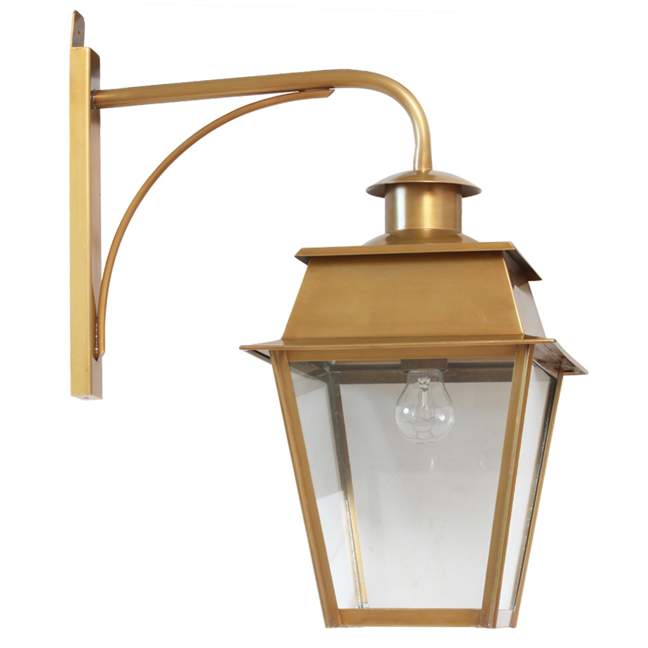 Hängende Wandlaterne Bordeaux MM mit Messing-Wandarm Hängende Wandlaterne Bordeaux MM mit Messing-Wandarm