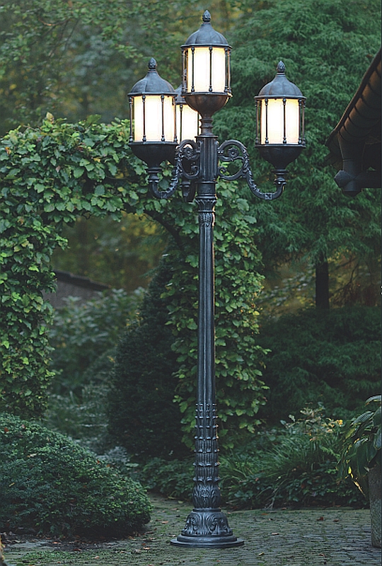 Classy Wrought Iron Post Light AL 6597.6592