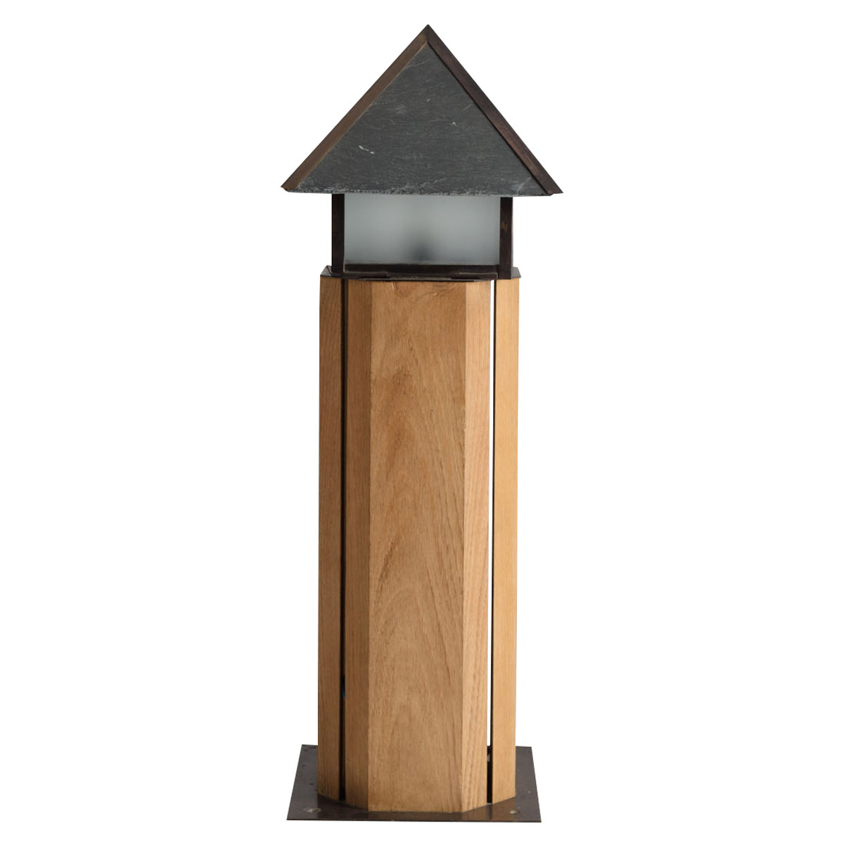 Garden light made of brass and acacia wood with slate roof Perche