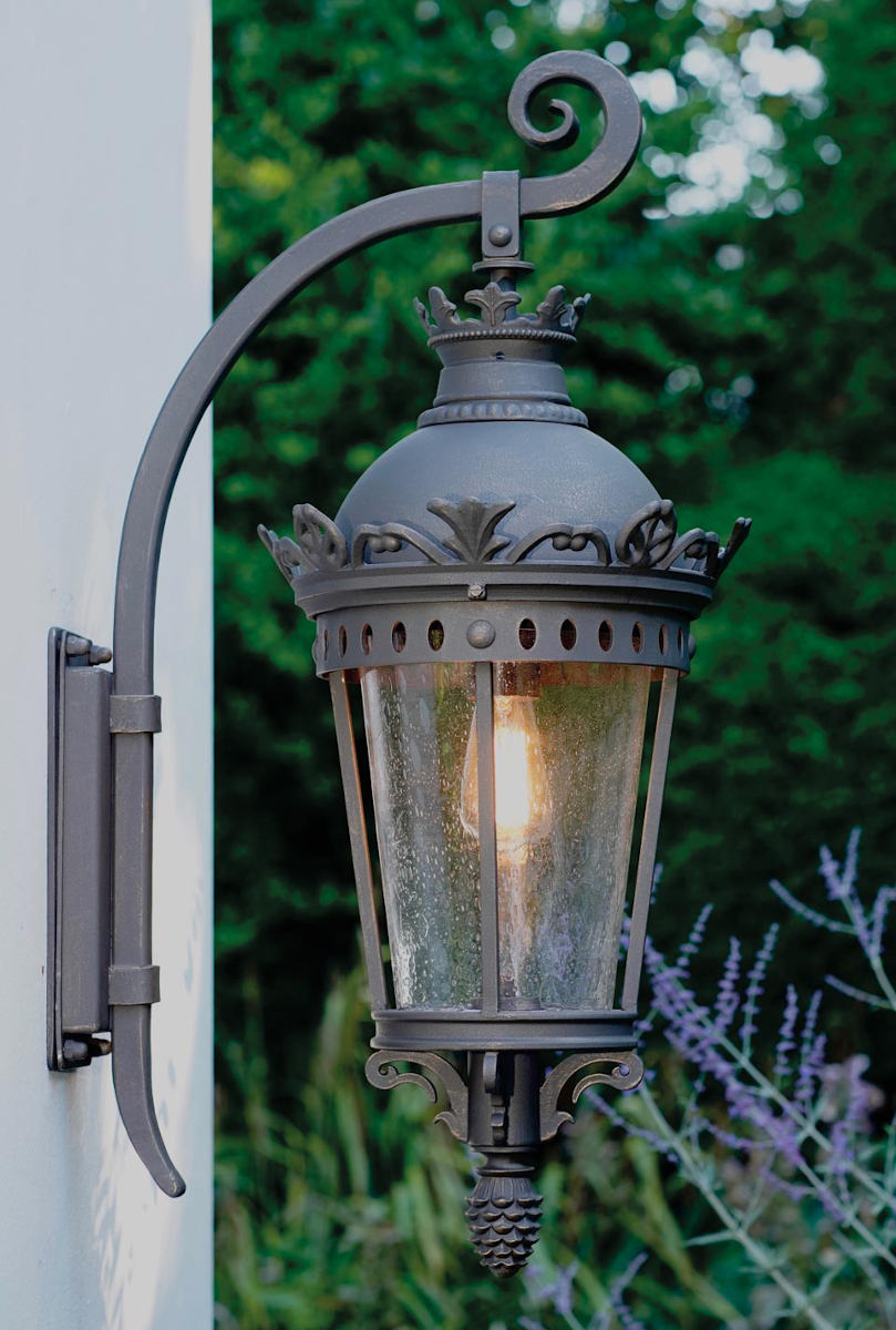 Historical Wrought Iron Wall Lantern with Round Glass WL 3725