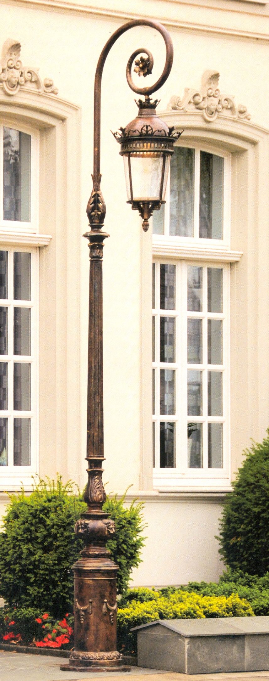 Empire Post Light with Crozier Pillar AL 6717 Empire Post Light with Crozier Pillar AL 6717