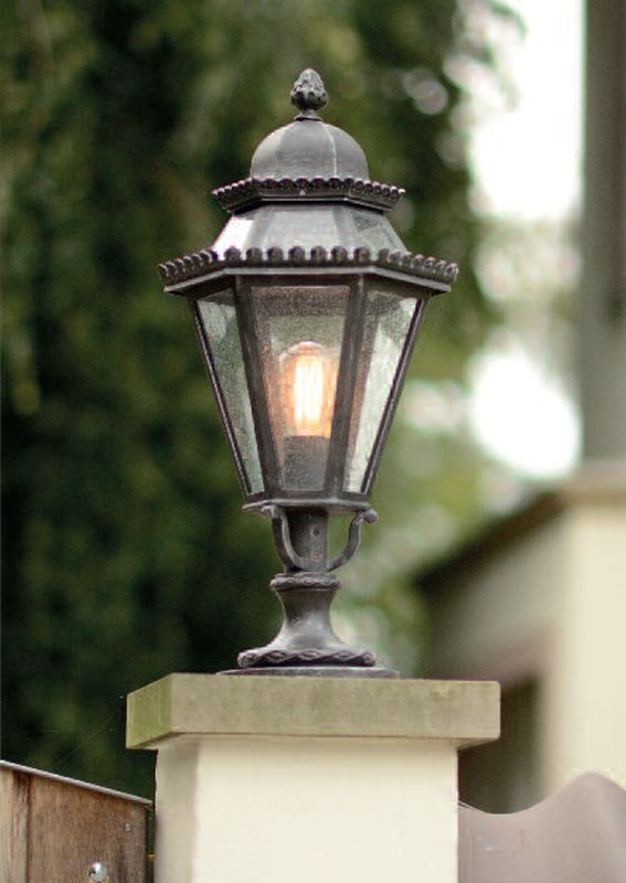 Traditional Wrought Iron Pedestal Light AL 6709