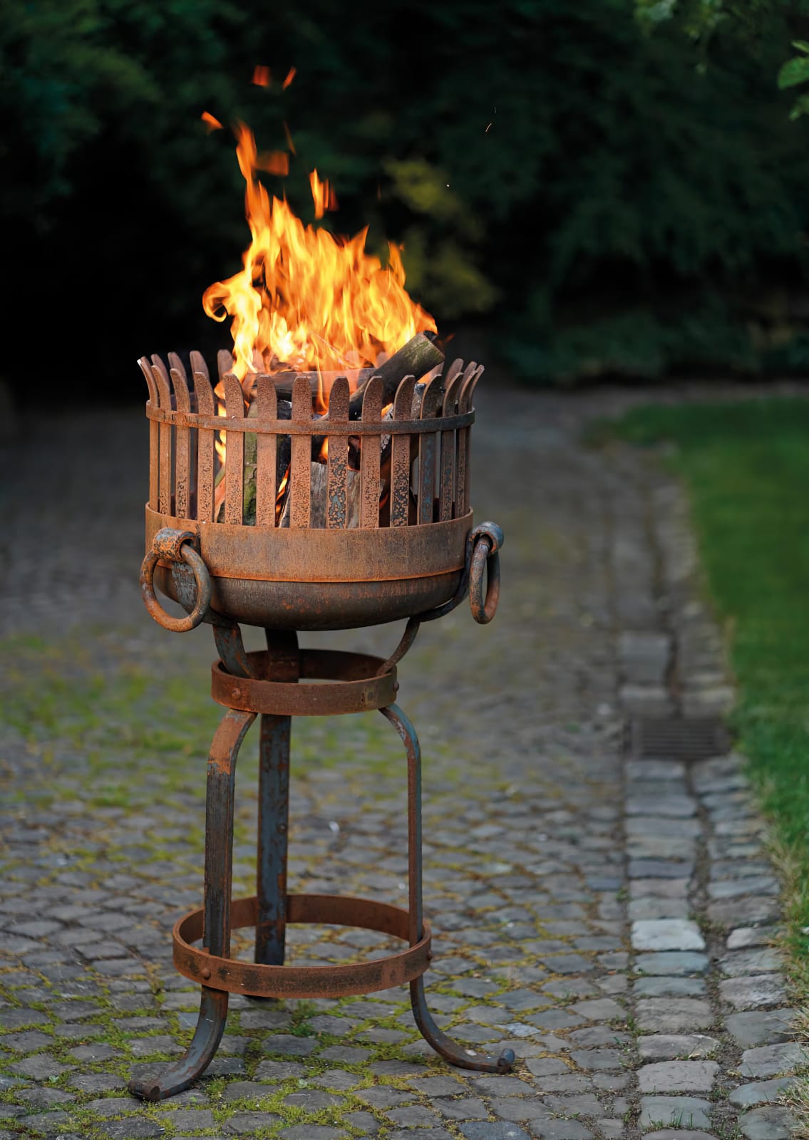 Solid Steel Fire Basket B 8715, Handmade in Germany