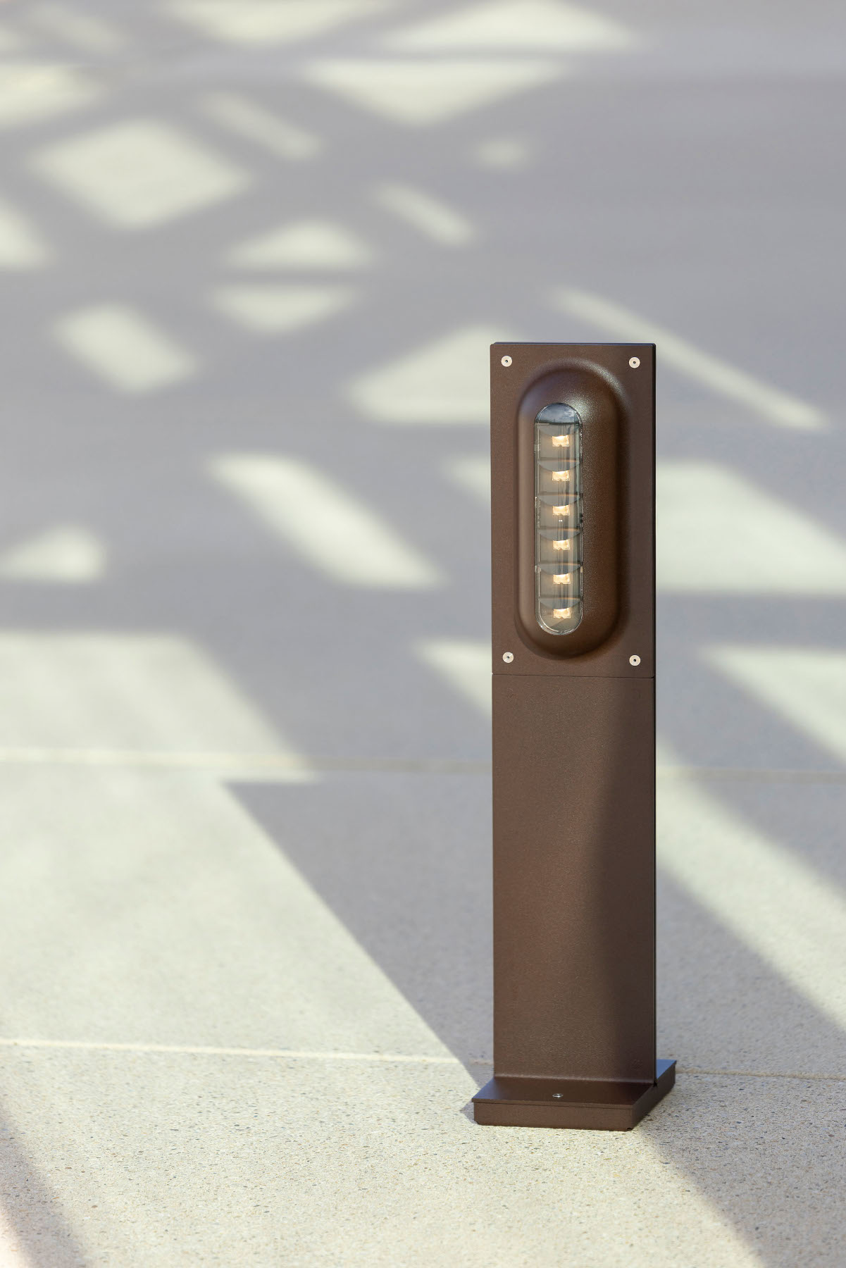 Sustainable Capsule Path Light (72 cm): Rostbraun