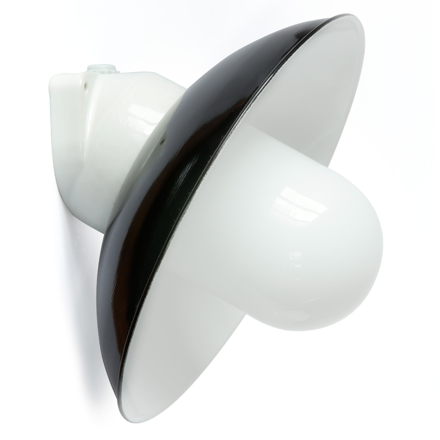 Bild 4: Ausführung mit opalem Zylinderglas Porzellansockel-Wandleuchte mit Schirm WMAL 2010: Ausführung mit opalem Zylinderglas
