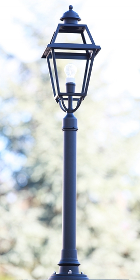 Historical Outdoor Pillar Light